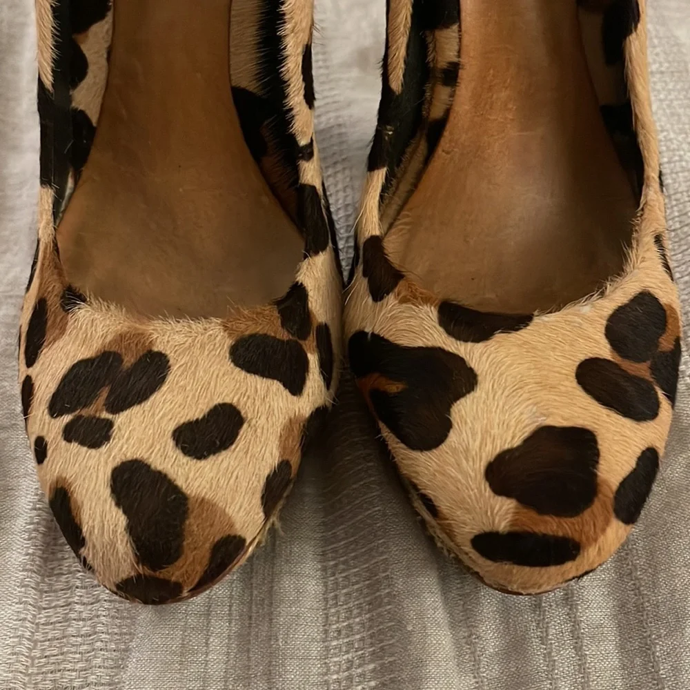 Schutz Leopard Print Calf Hair Pumps